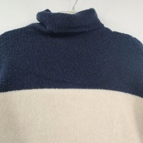 C & C California Women's Knit Wool blend Long Sleeve Turtleneck Sweater Size M - Picture 3 of 9